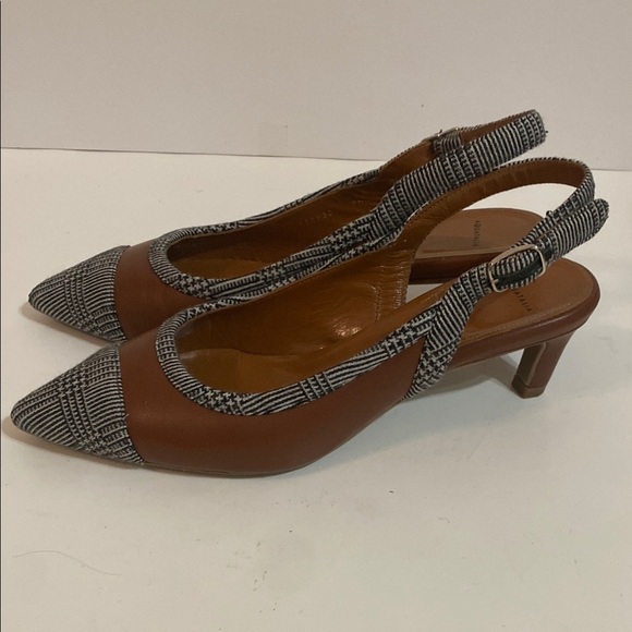 Aquatalia Elegant Brown and Black Slingback Heels - Picture 2 of 12